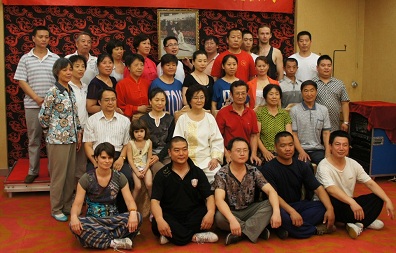 С мастером Ян Фанг и её учениками